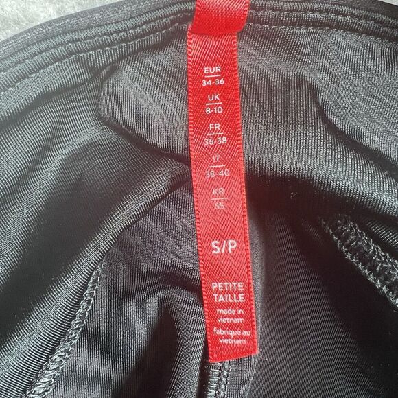 SPANX Leggings Size Small Black Faux in Classic Glossy Inseam 25 in - Picture 9 of 11